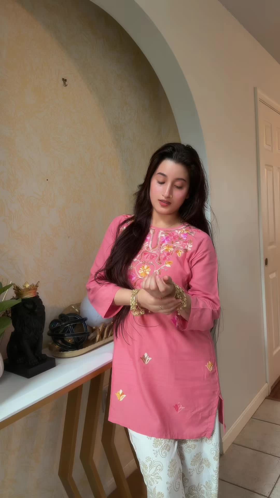 @MEENA🦚🫶