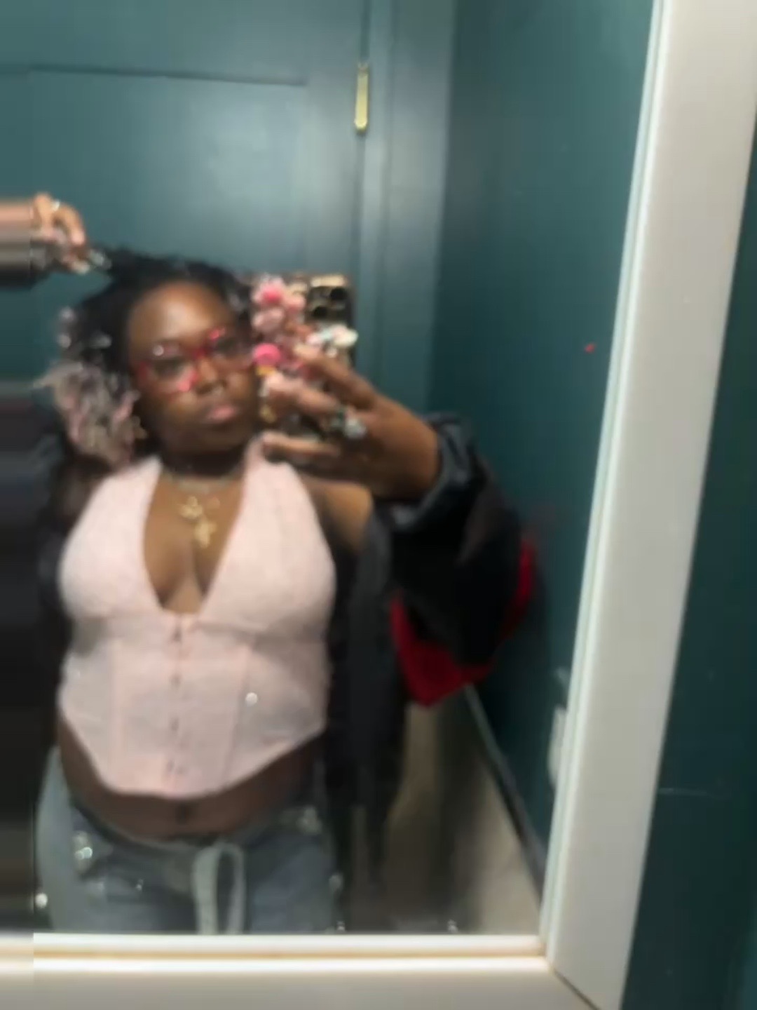 @V0NN3