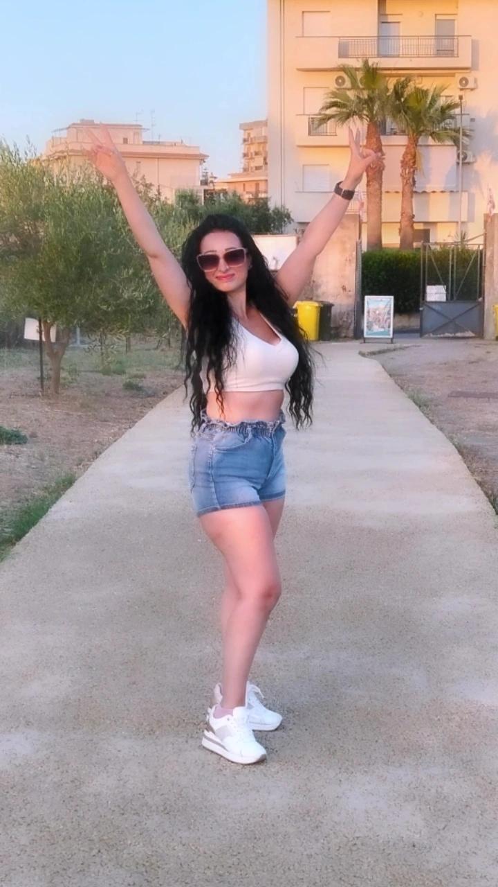@❤️🅜︎🅔︎🅡︎🅨︎❤️