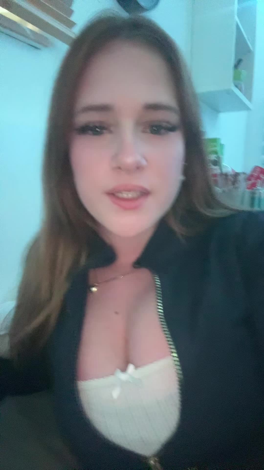 @Emily🪽