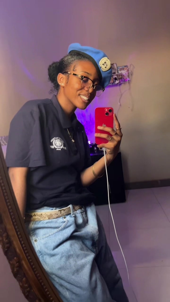 @ᴍᴘᴀɴᴅ&eacute;🖤.