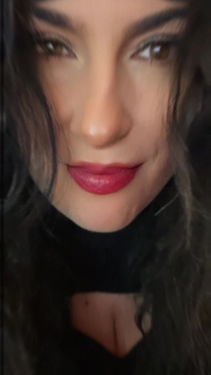 @Lara
