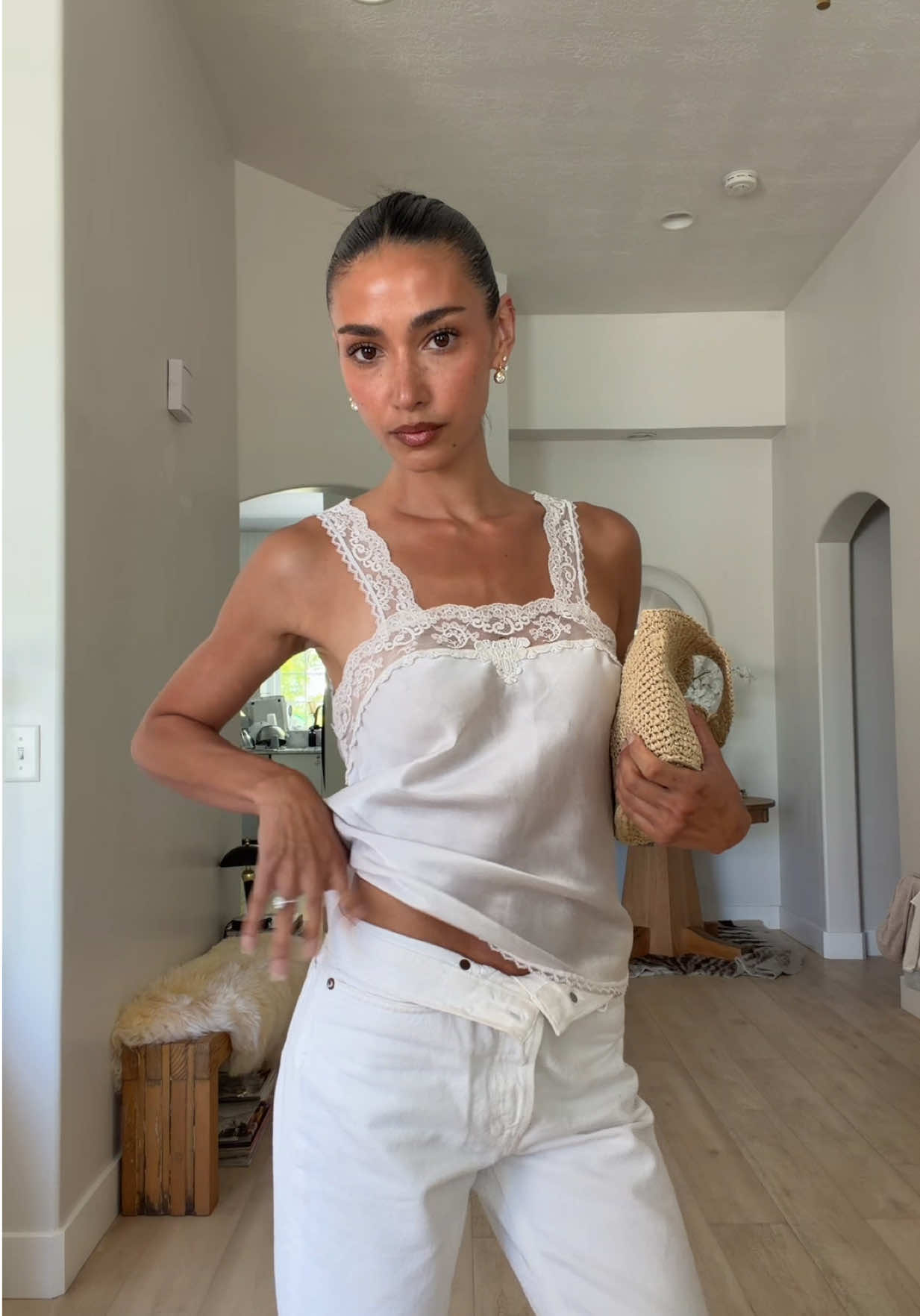 @himichellewhite