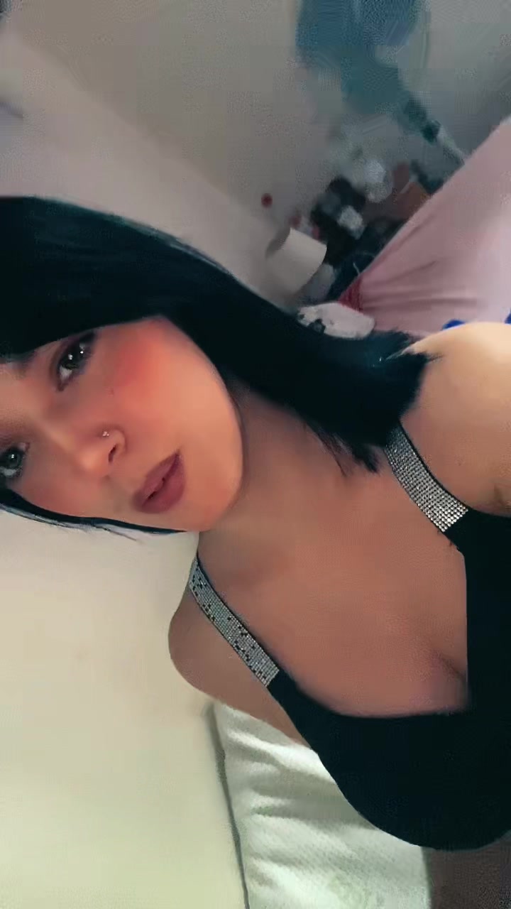 @chiaraleone