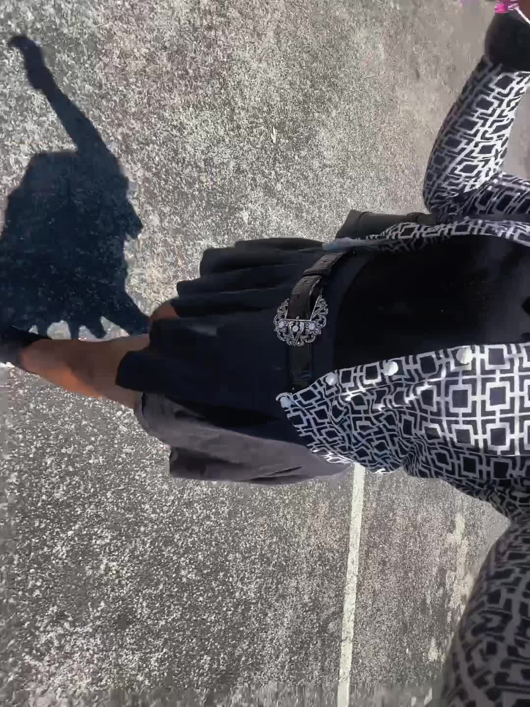 @LeonnaMarie ᥫ᭡