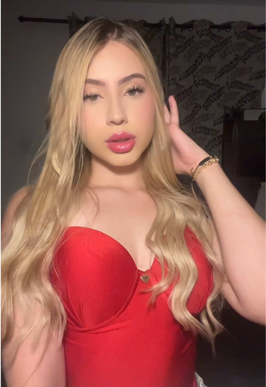 @𝒮ℴ𝒻𝒾 👱🏻&zwj;♀️💕