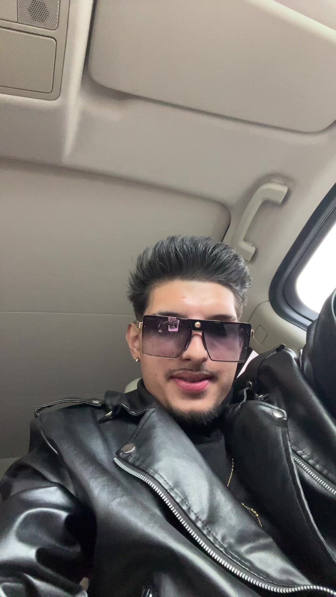 @𝓐𝓵𝓮𝔁 𝓑