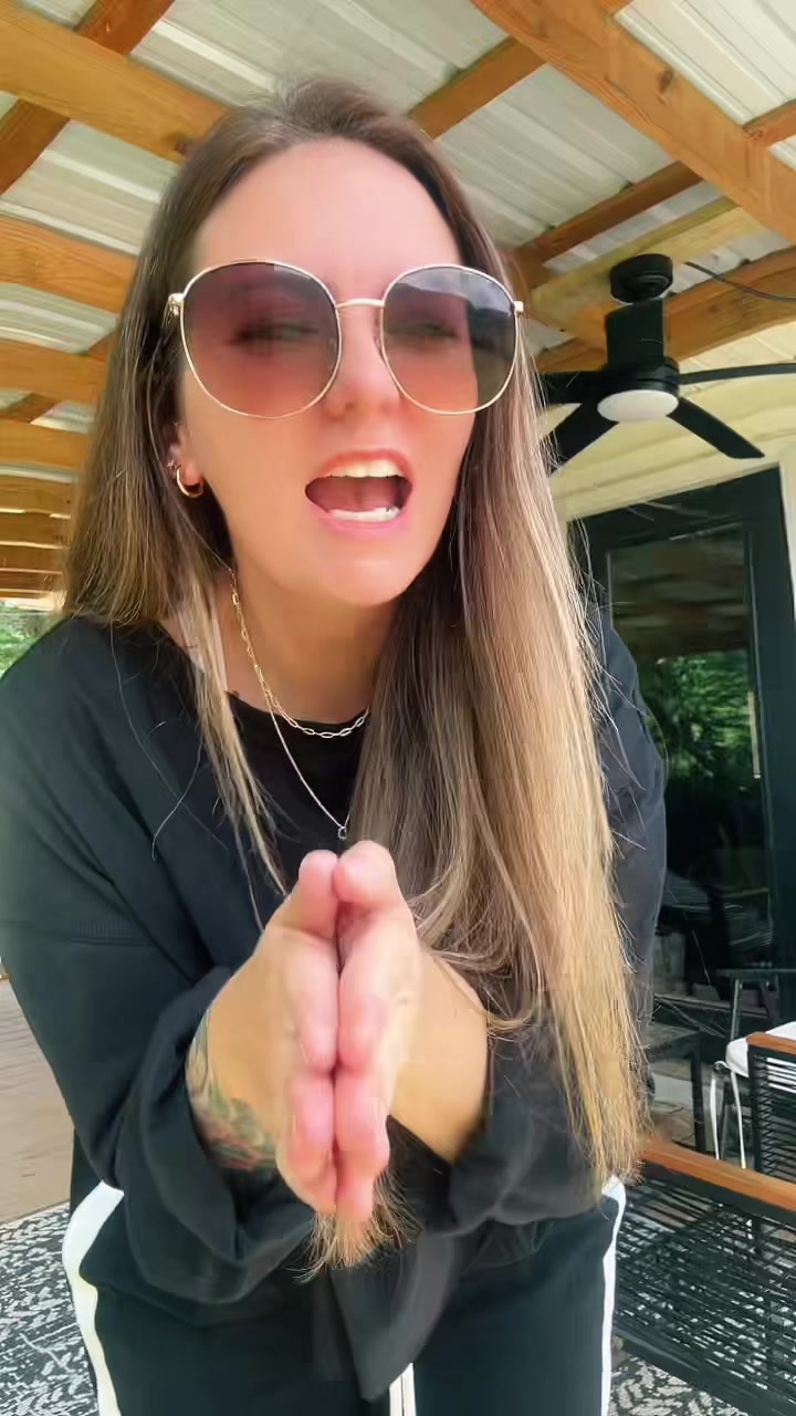 @DeeHive🖤| Relatable Lifestyle