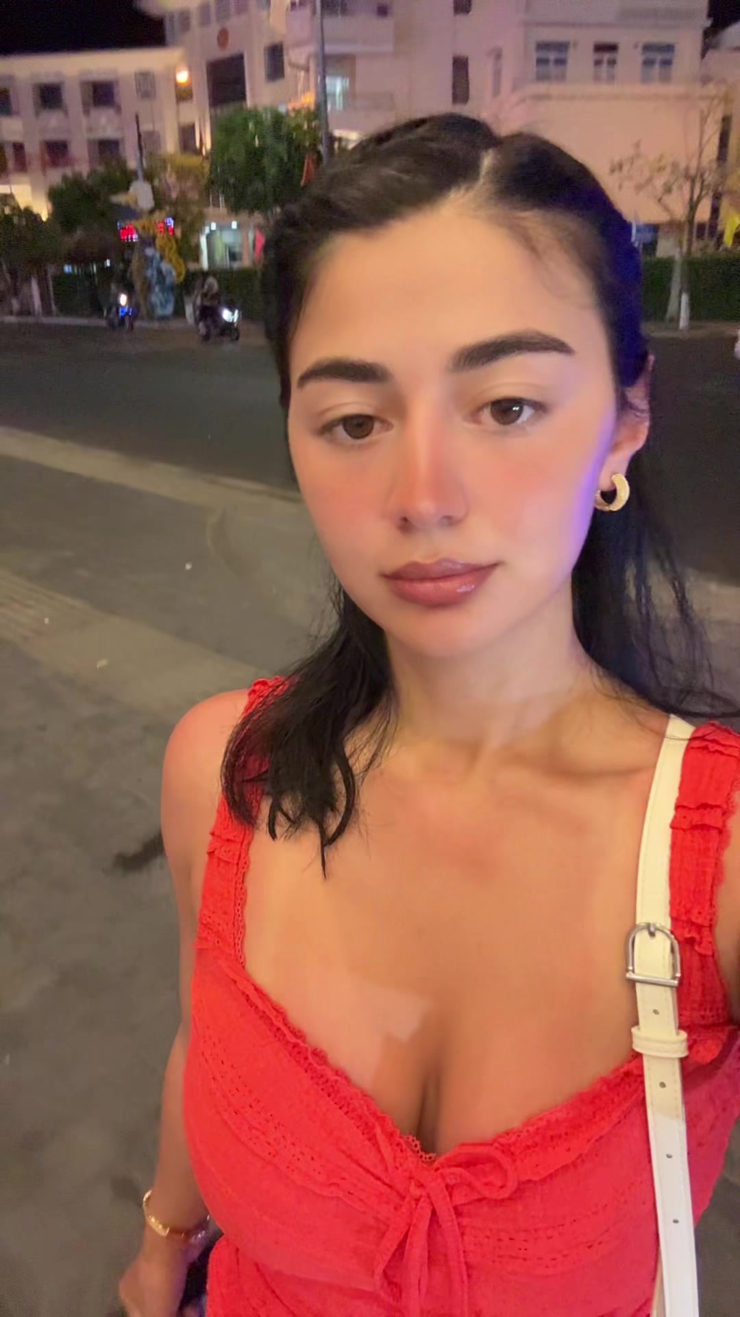 @ЭММАНУЭЛЛА