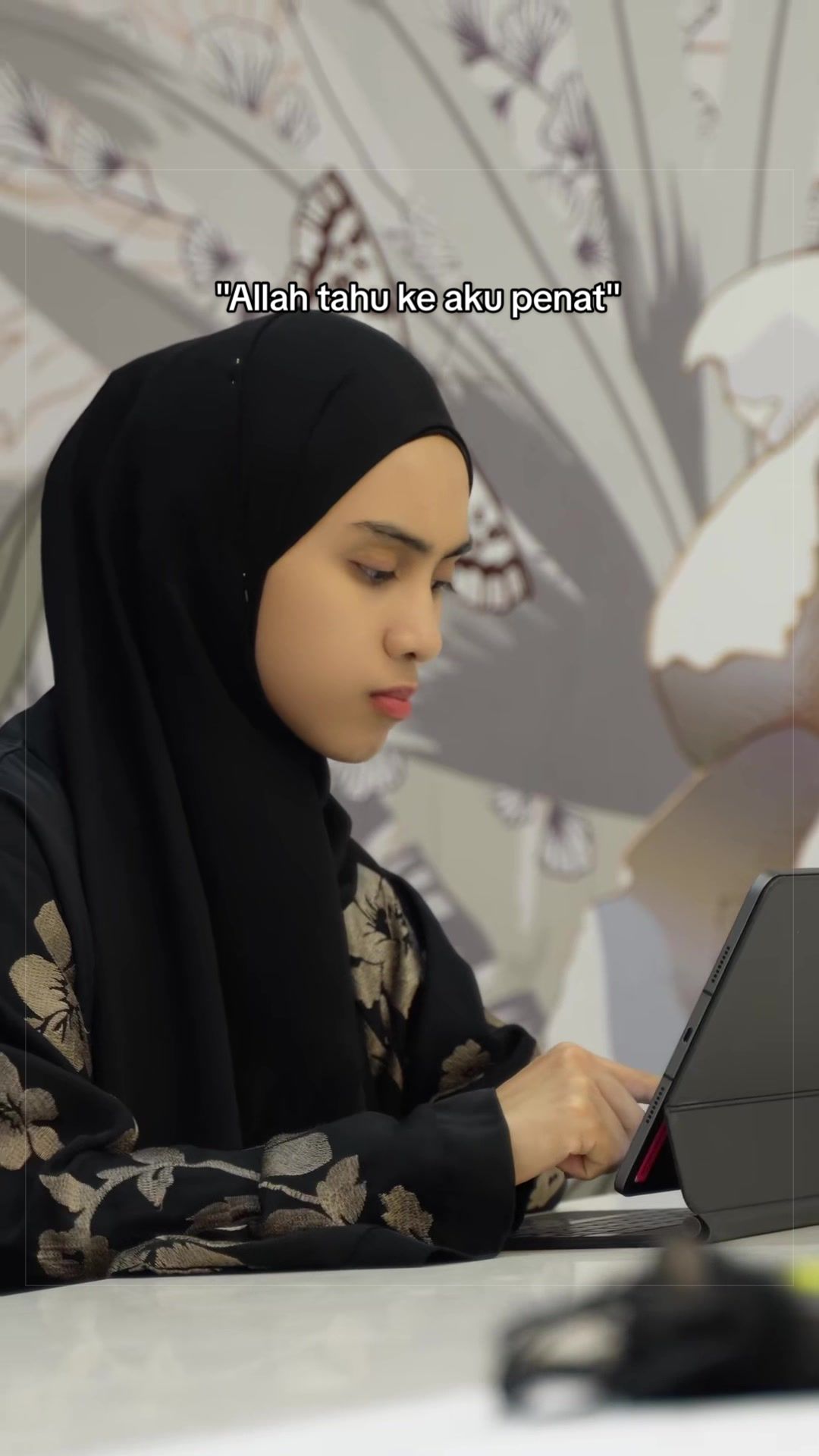 @aisyahhijanah