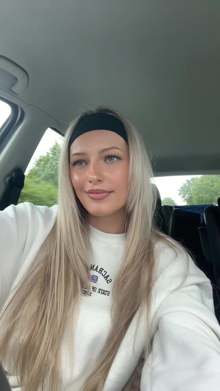 @Viviisbroken