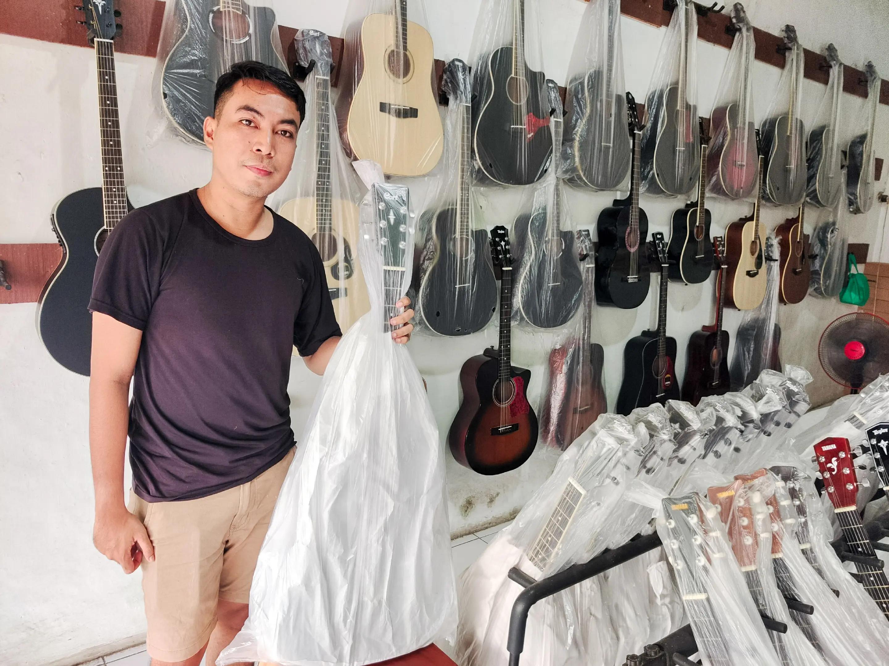 @Hanung Gitar Purwakarta