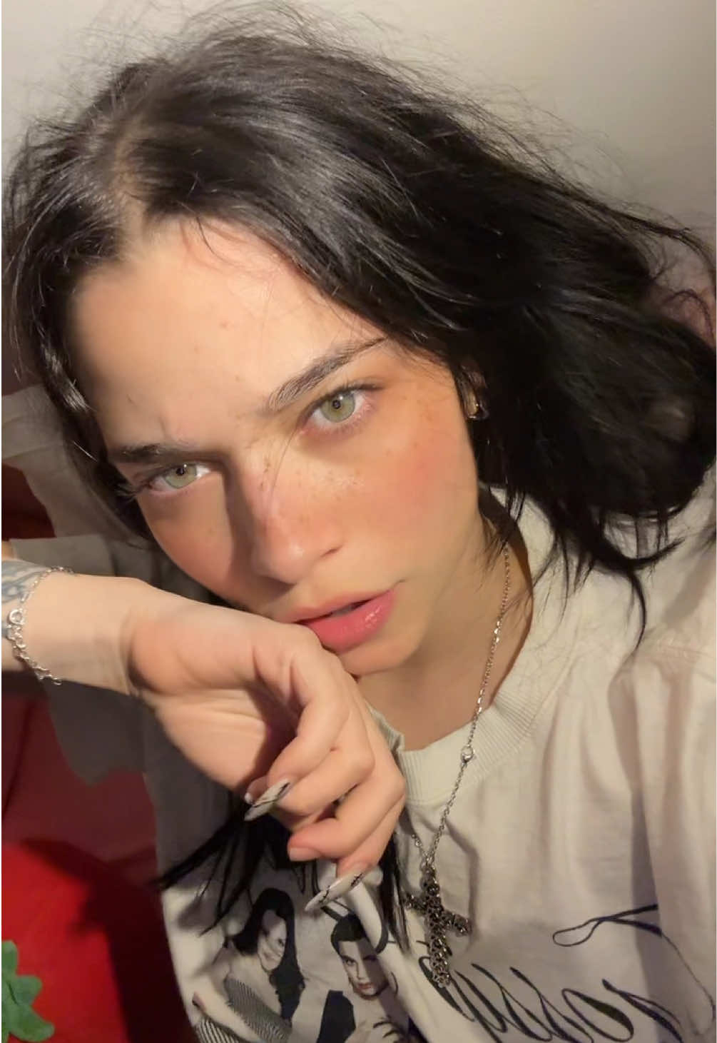 @Azura