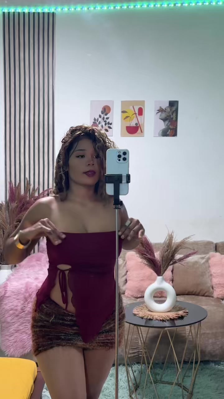 @Julia &hearts;️