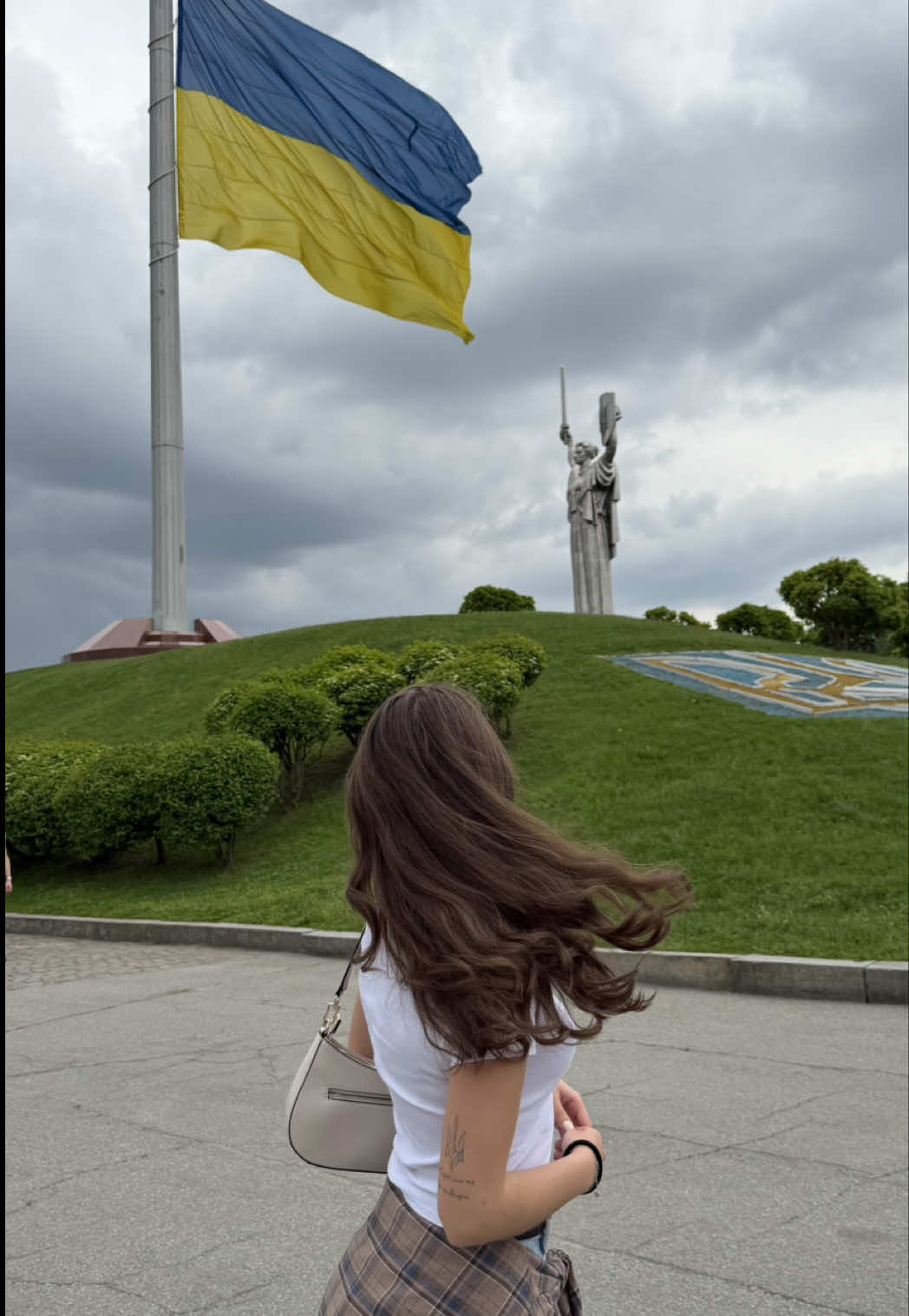 @𝑱𝒖𝒍𝒊𝒂𝒏𝒂