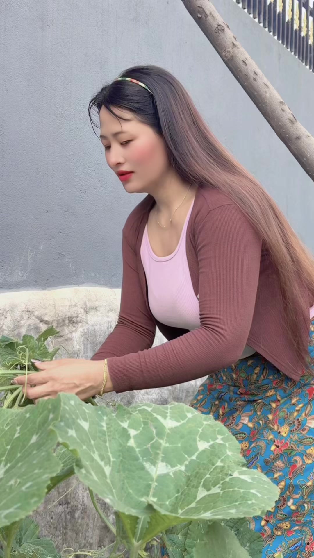 @Rosni