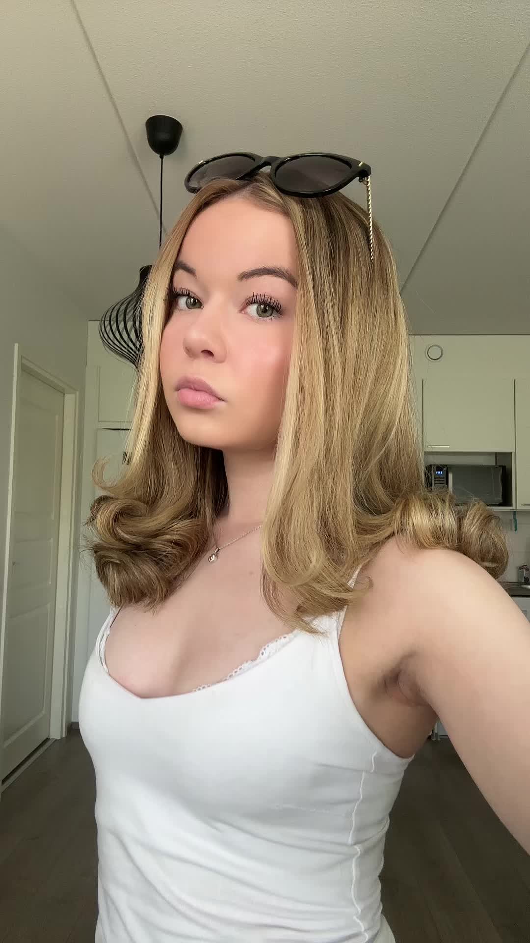@Janika0.0