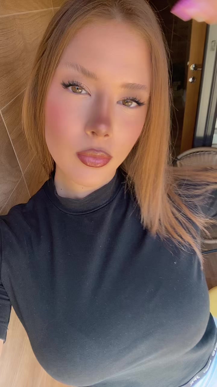 @𝚜𝚊𝚗𝚍𝚛𝚊