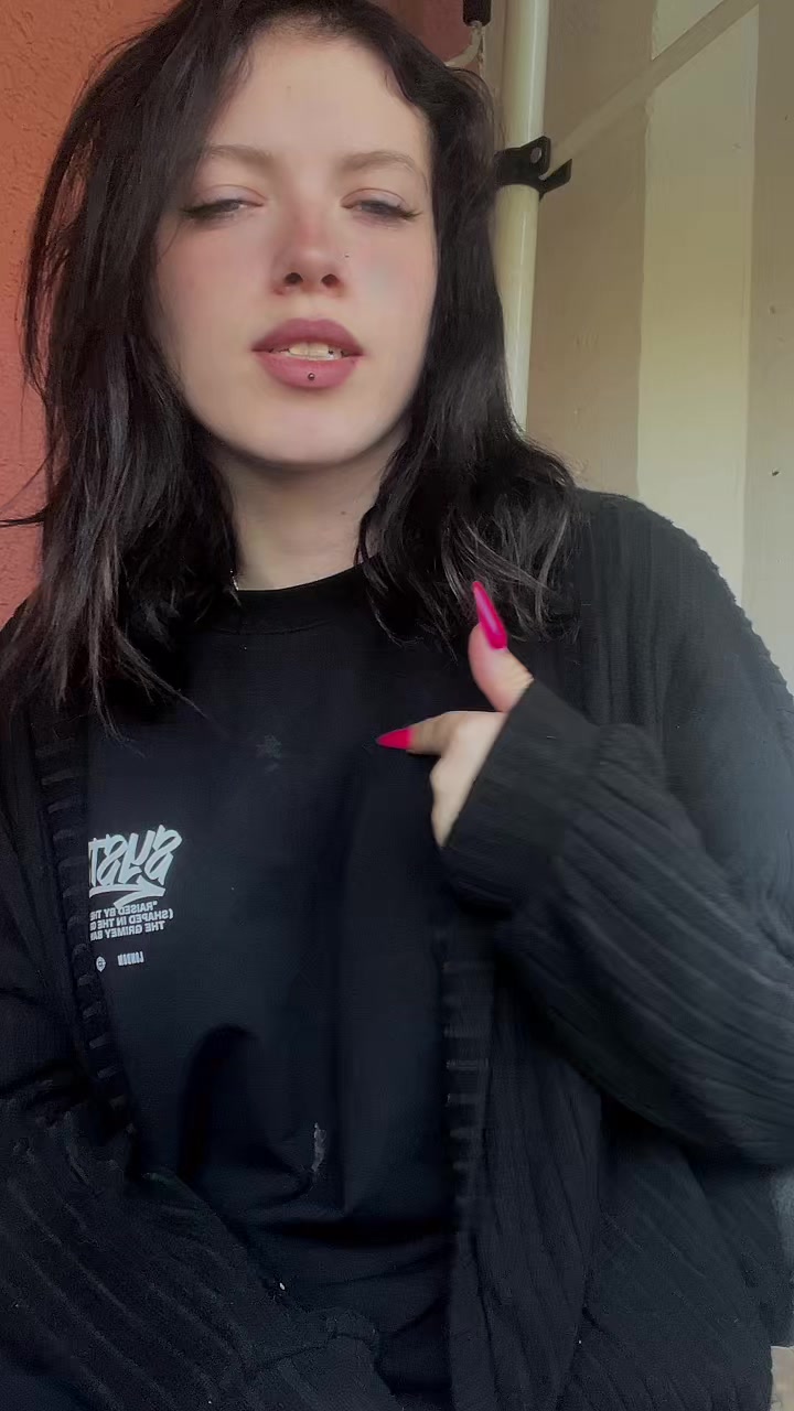 @stoltzemama24