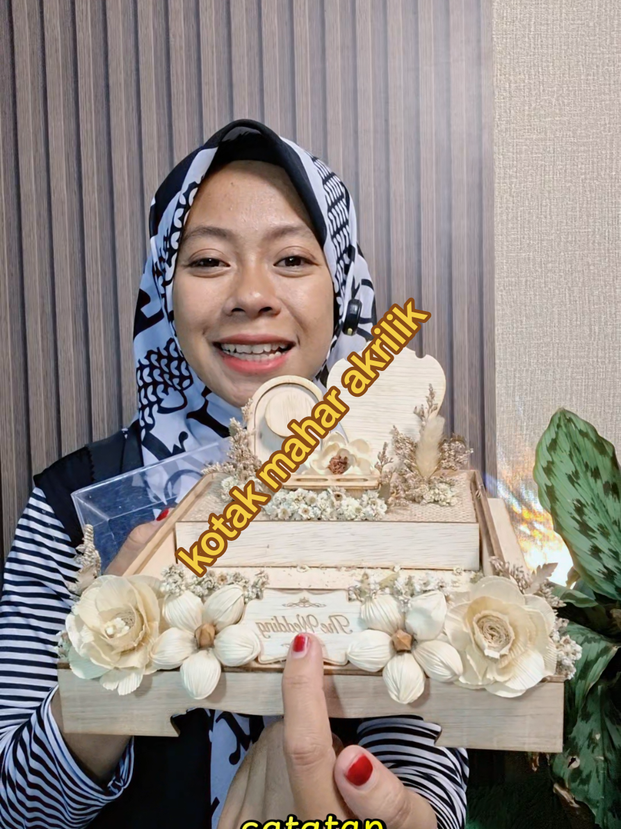 @Siti Fatimah|Gift Box