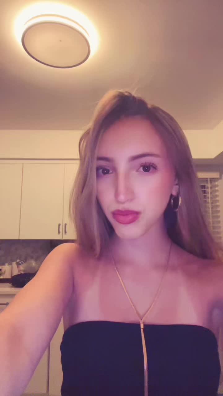 @moni