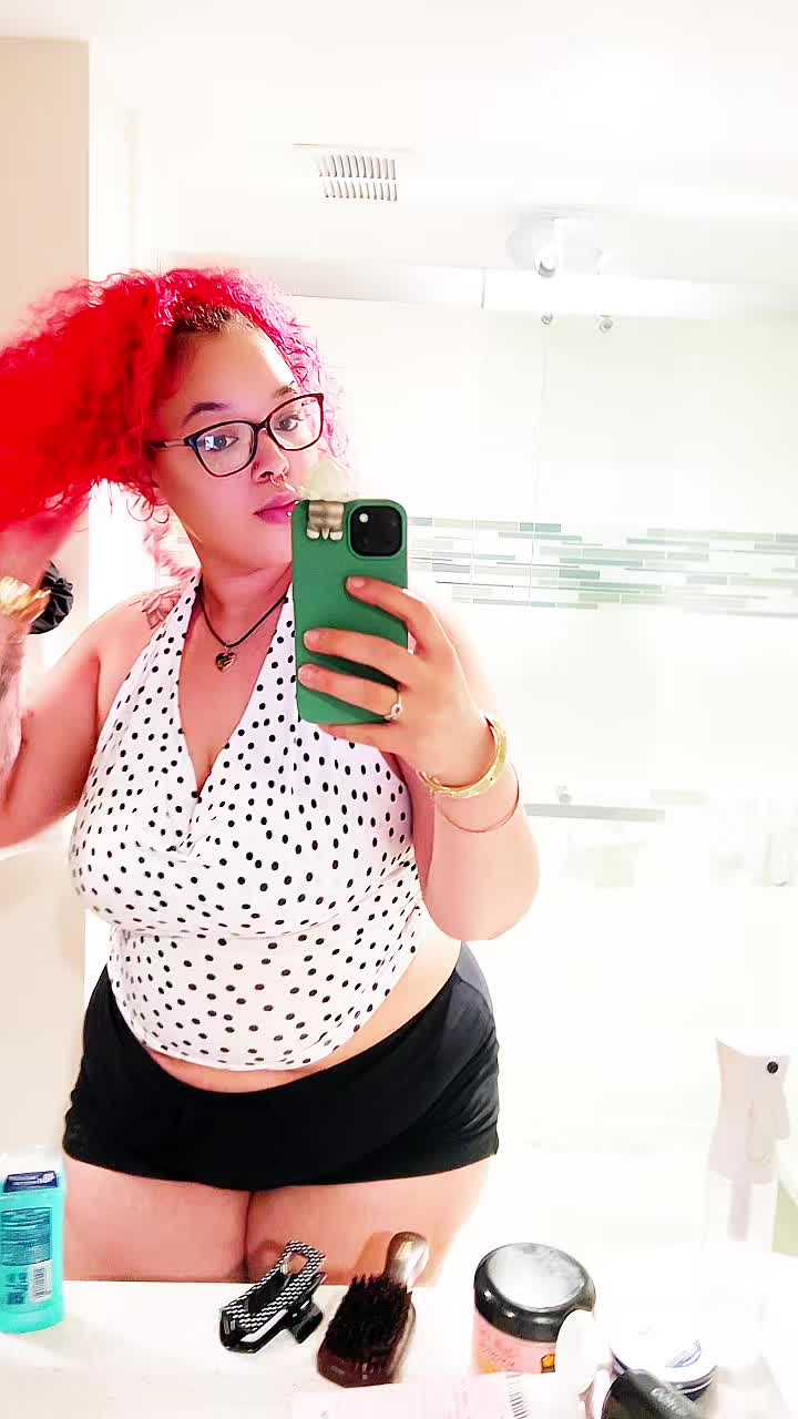 @thickbbria