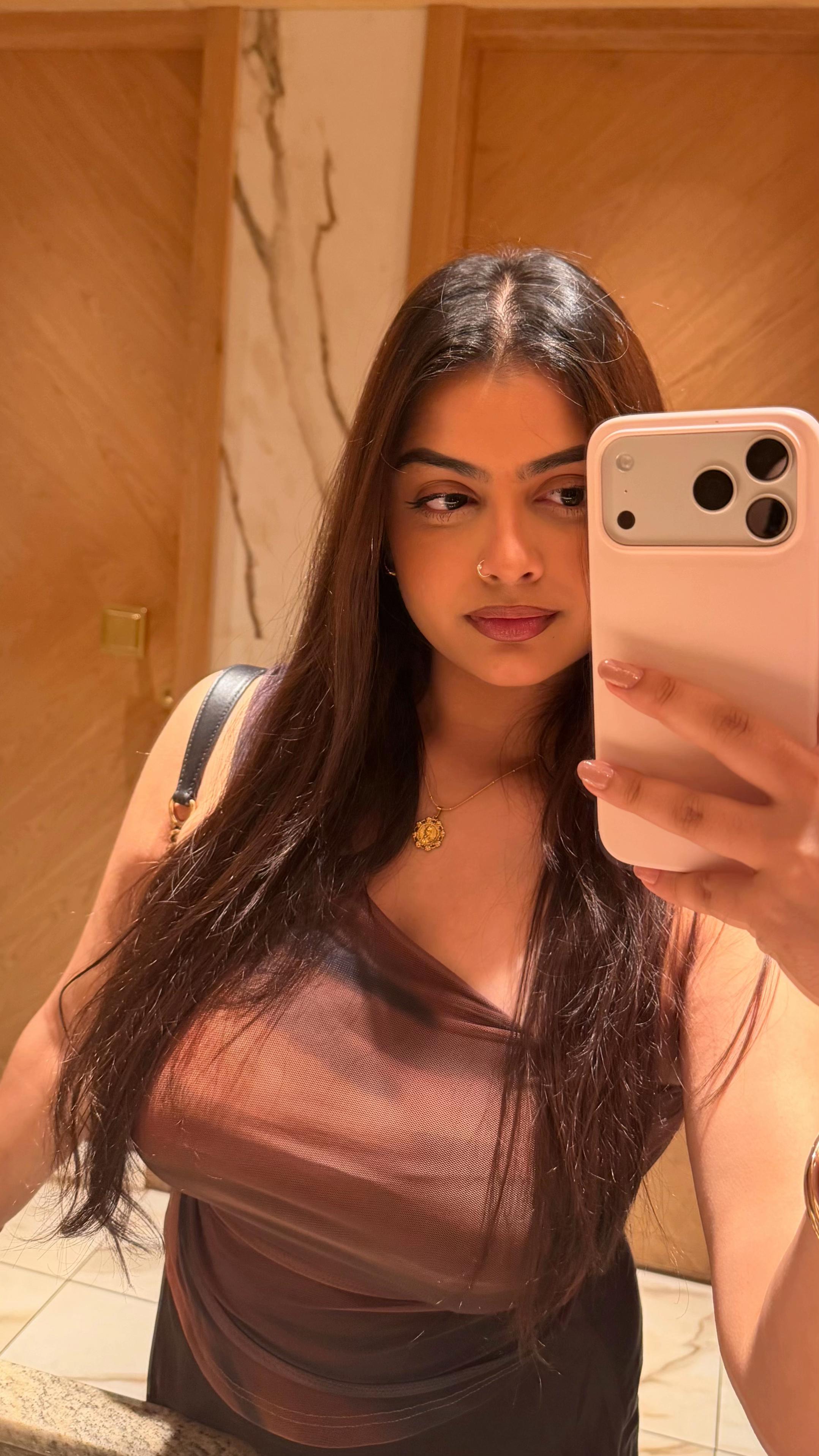 @Yogita ♡︎