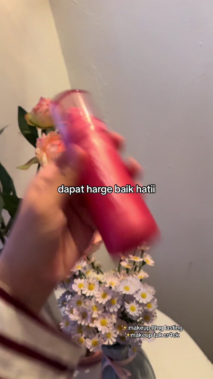 @dina ⋆˚𝜗𝜚˚⋆