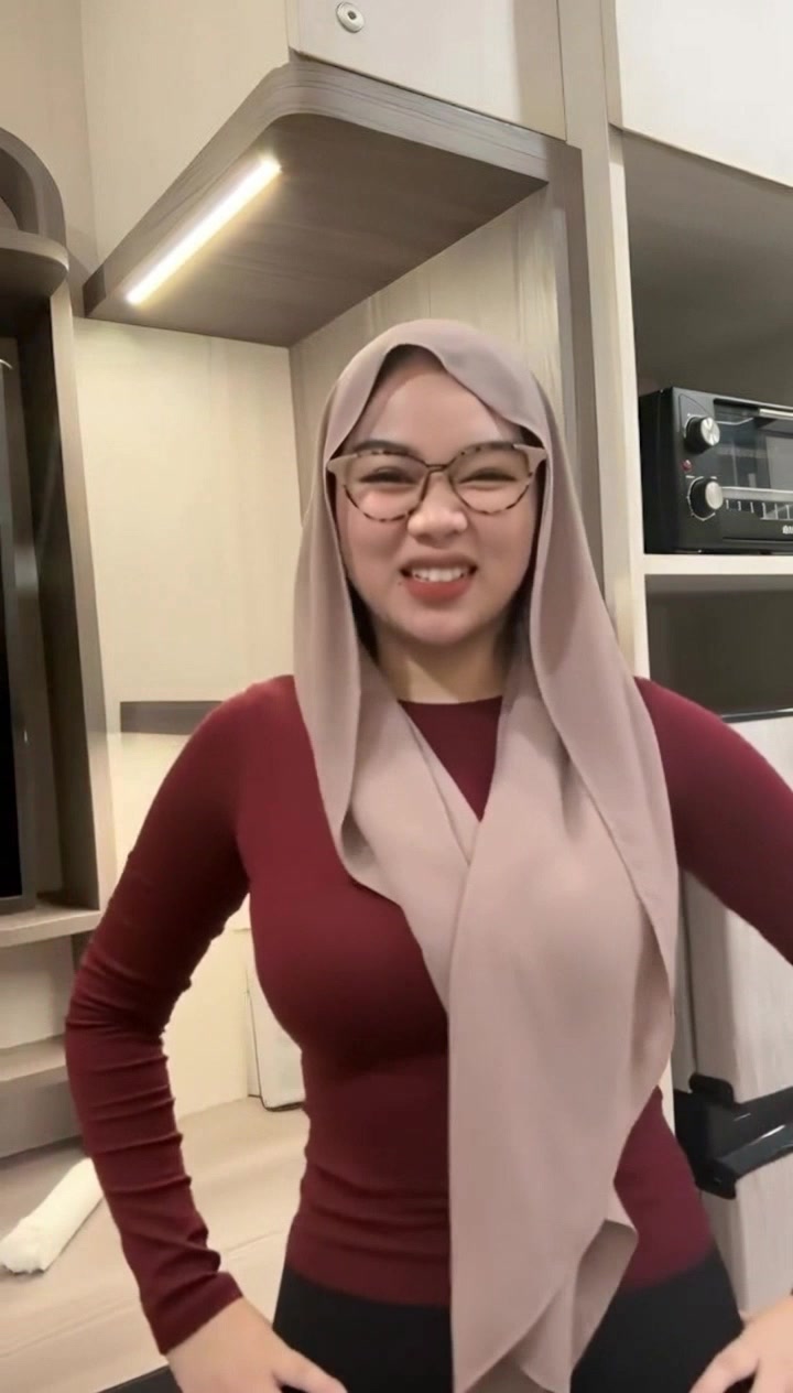 @awek melayu