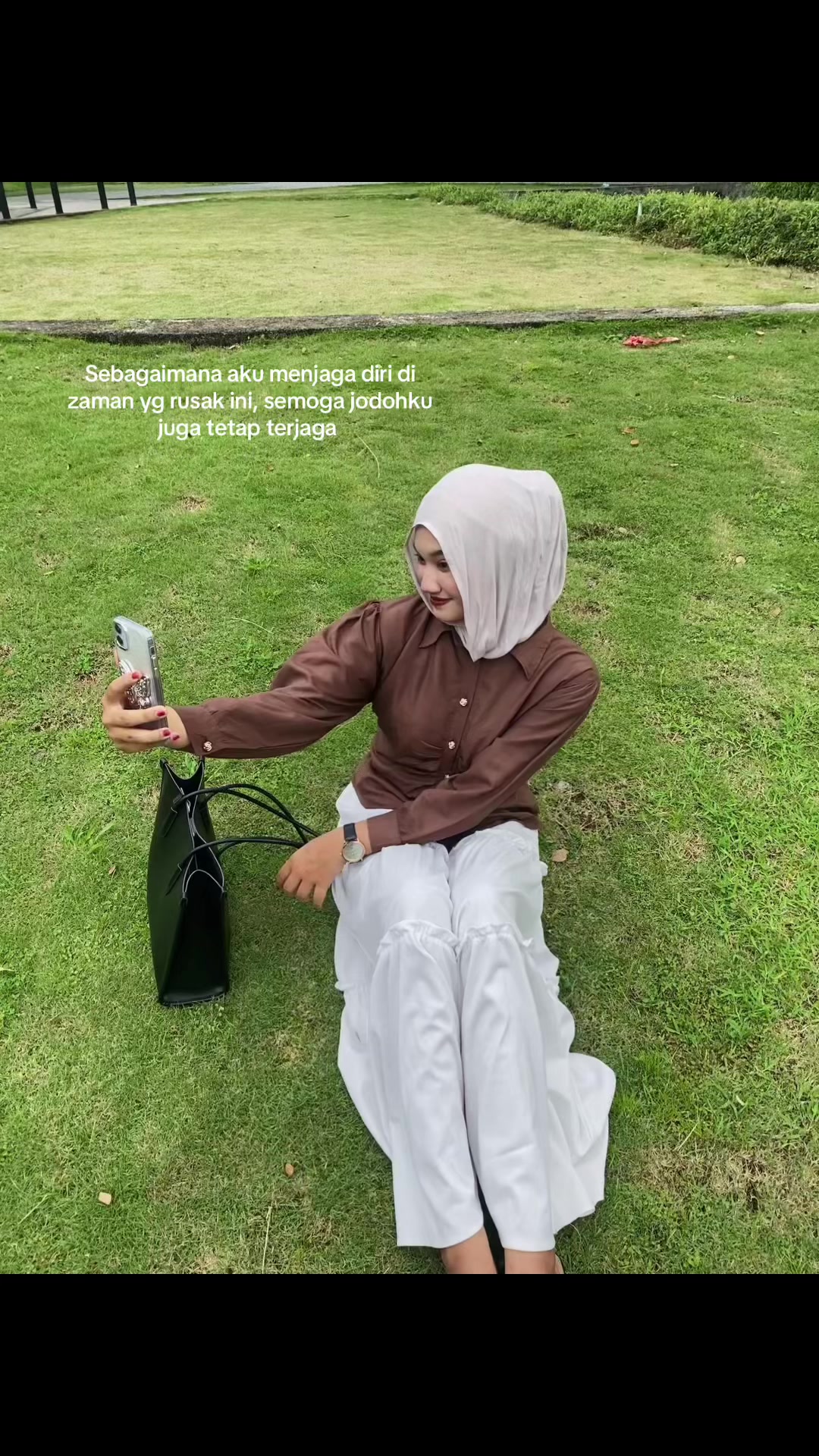 @Faniaaa