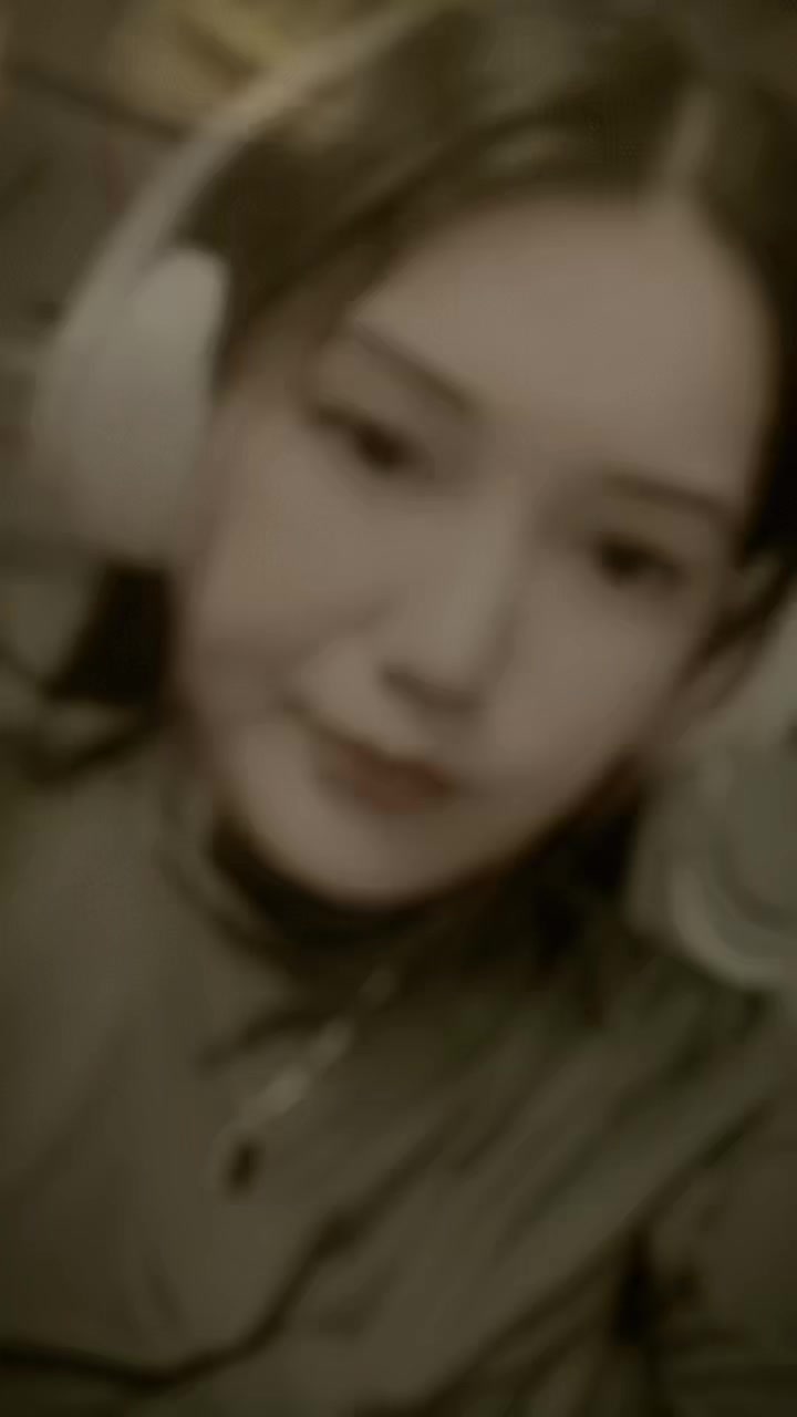 @Susmee Ťmz