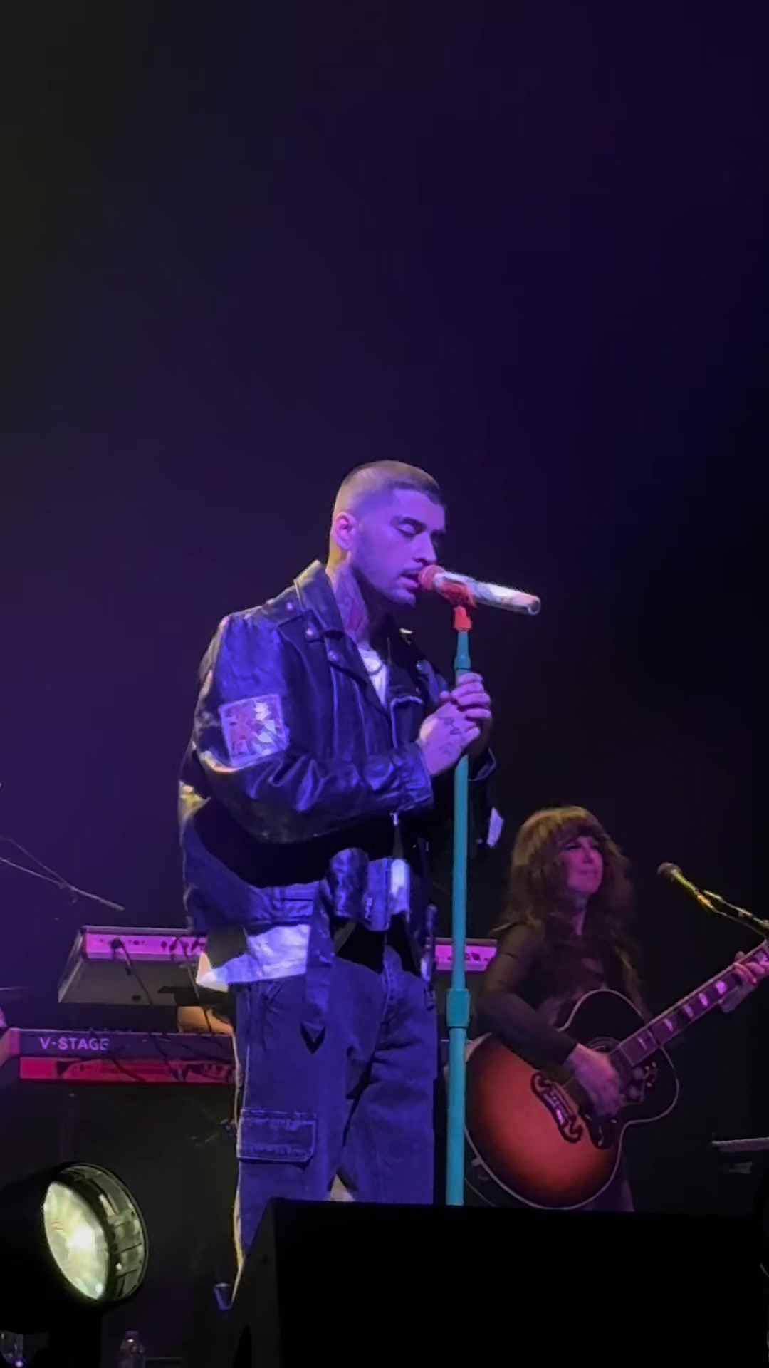 @🤝