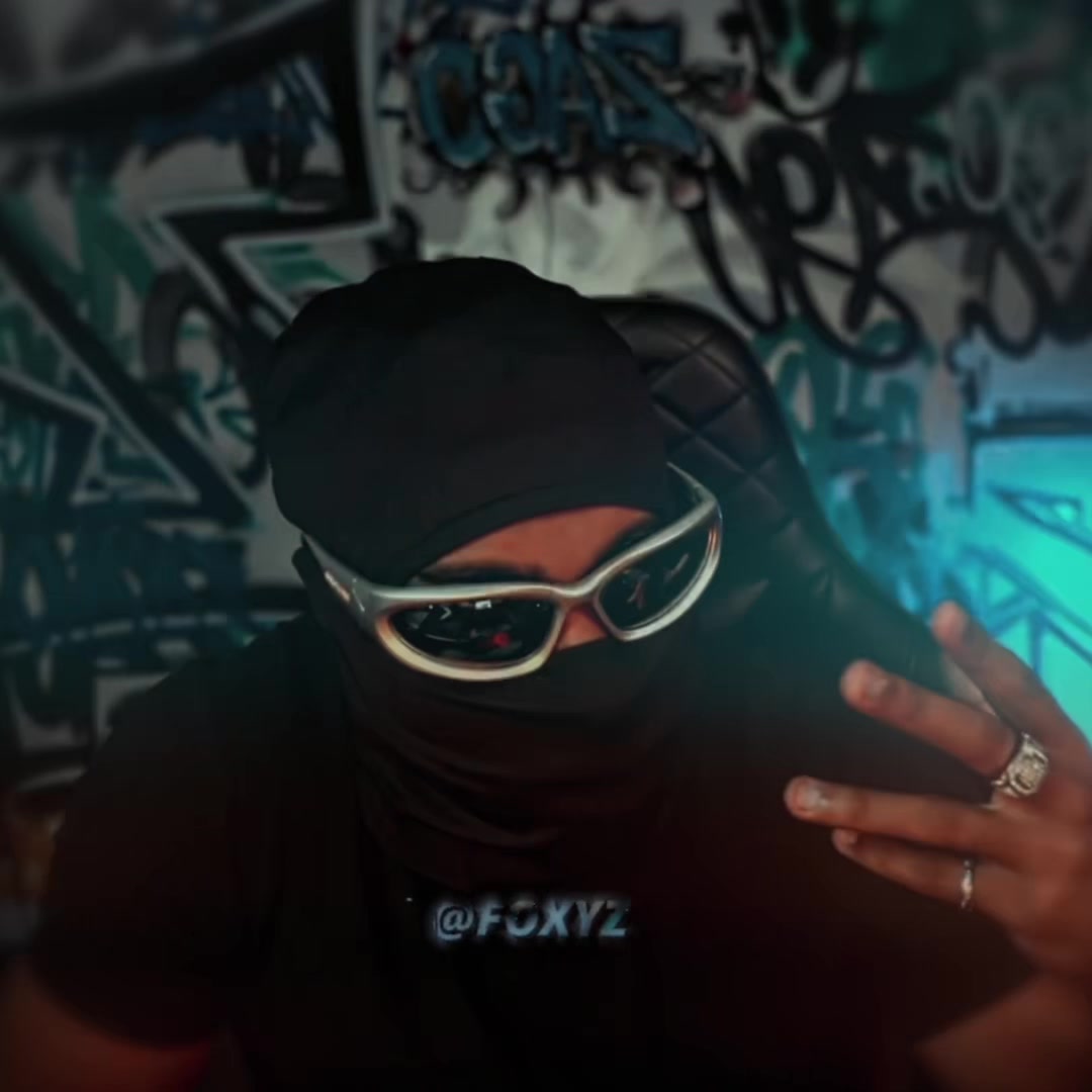 @𝐅𝐨𝐱𝐲𝐳𝐞𝐝𝐢𝐭𝐳👾