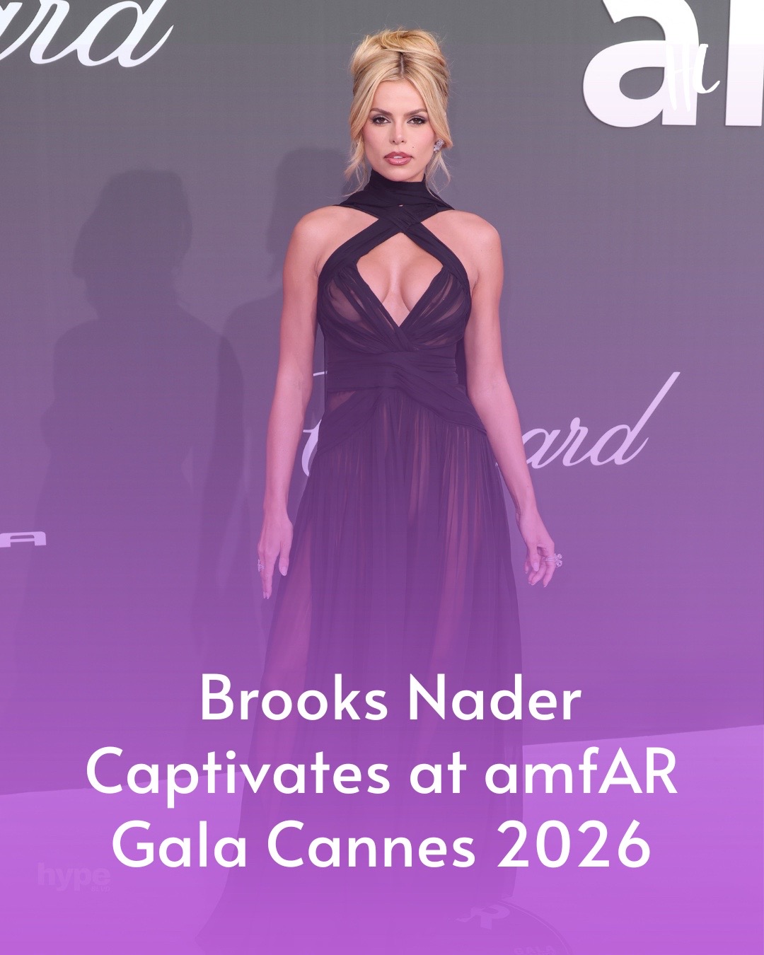 @HollywoodLife