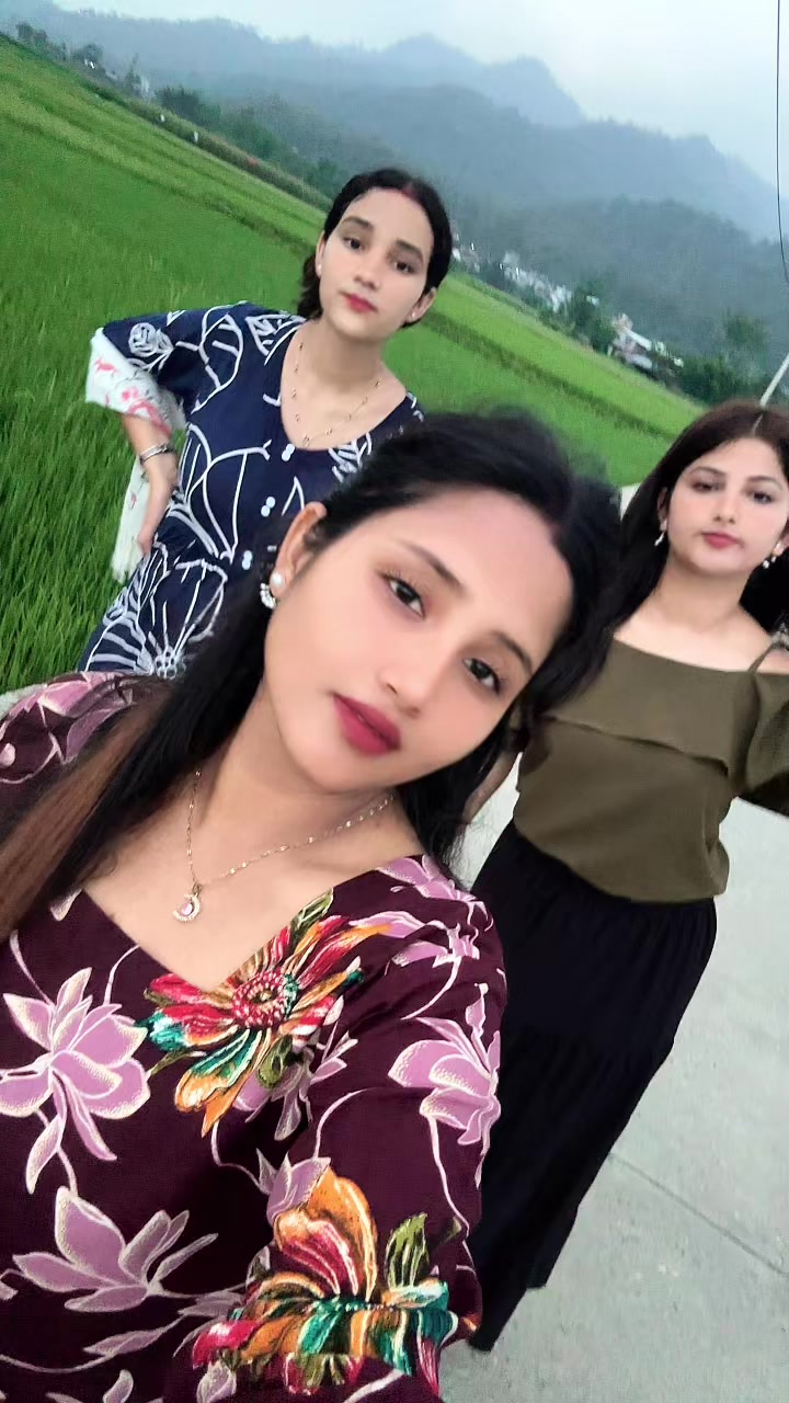 @Nishu Chimoriya Ghim