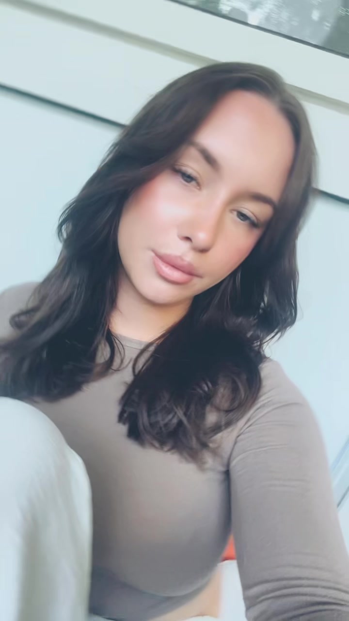 @𝐿𝑎𝑟𝑢𝑠ℎ❣️