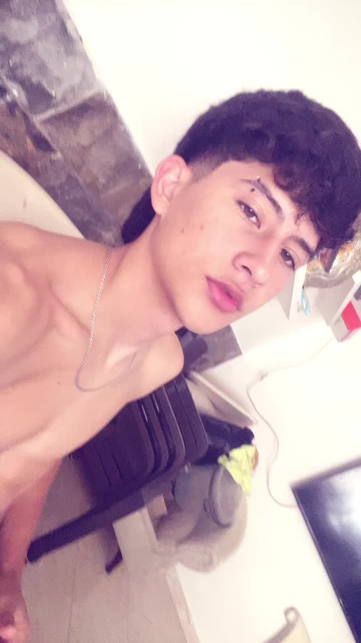 @soy_sebas_0ficial🧛🏻💜