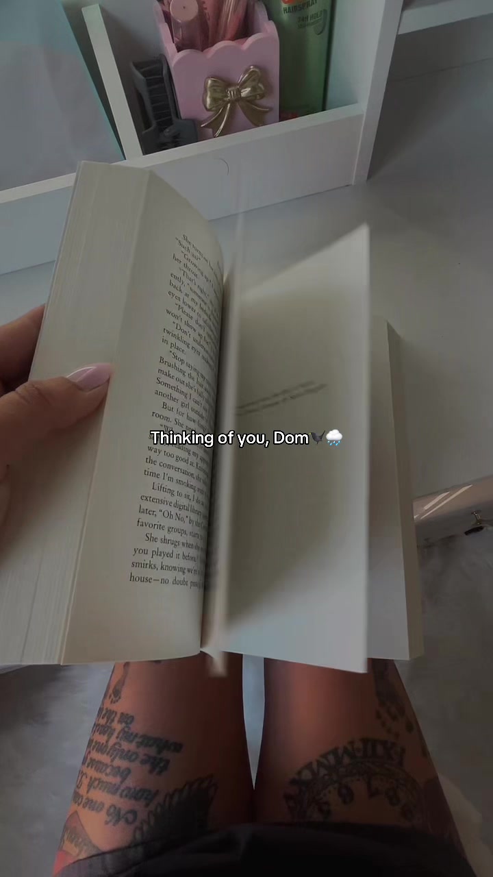 @Carly_Reads📖🎧