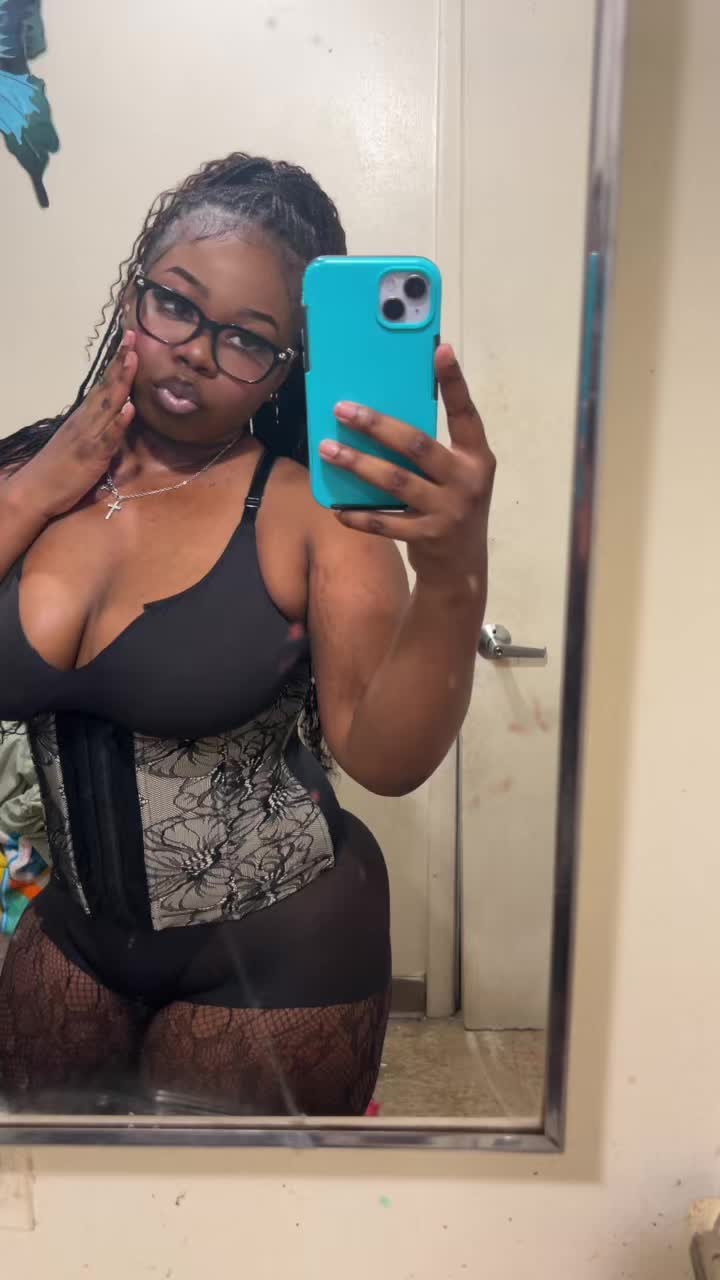 @Anonymousthickgirl