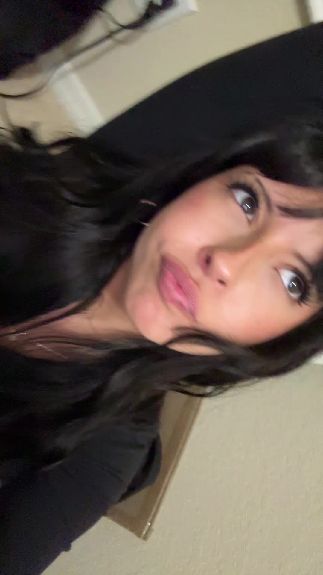 @emlynnf