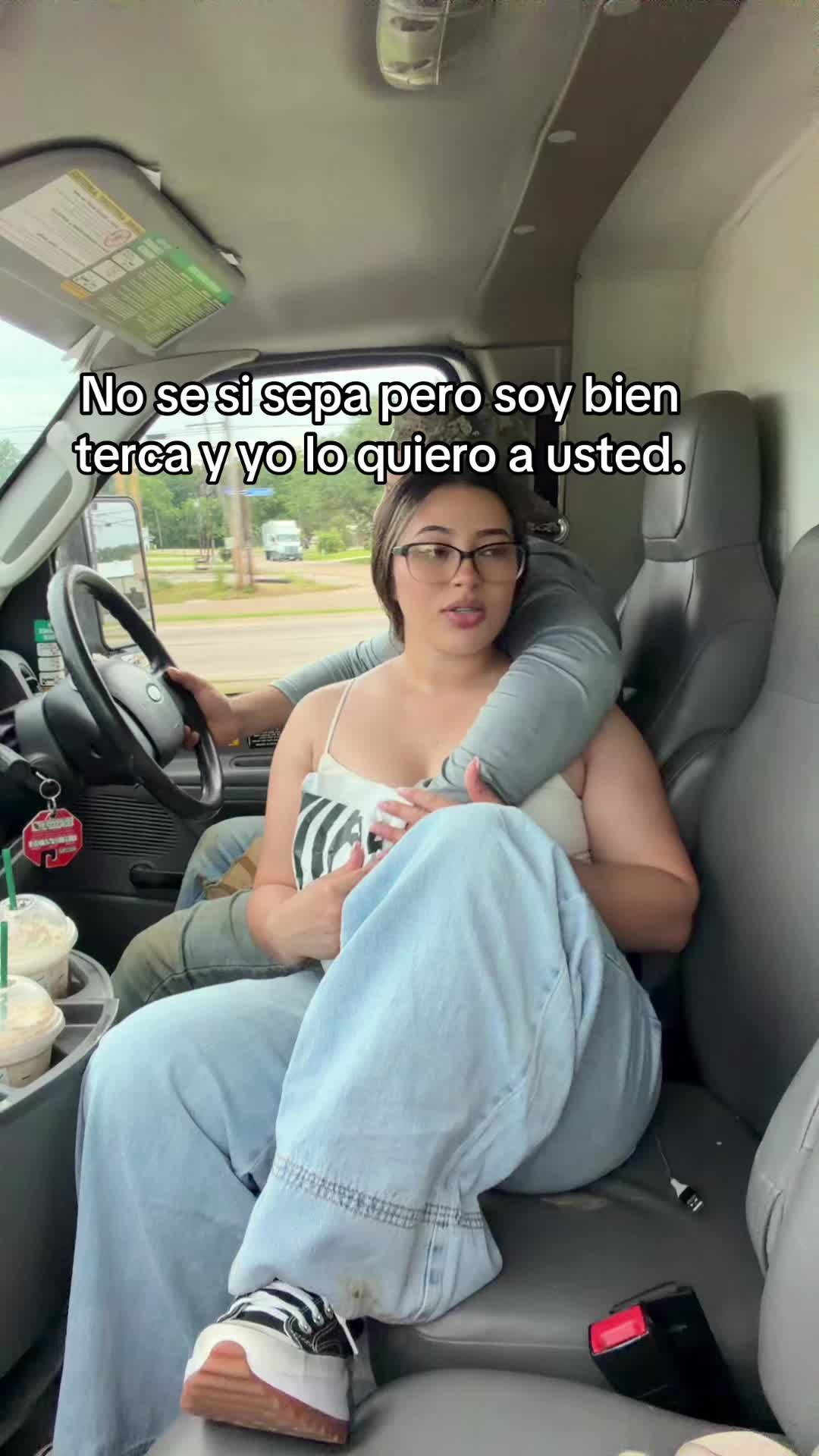 @Vaquerita👩🏻&zwj;🌾 latina
