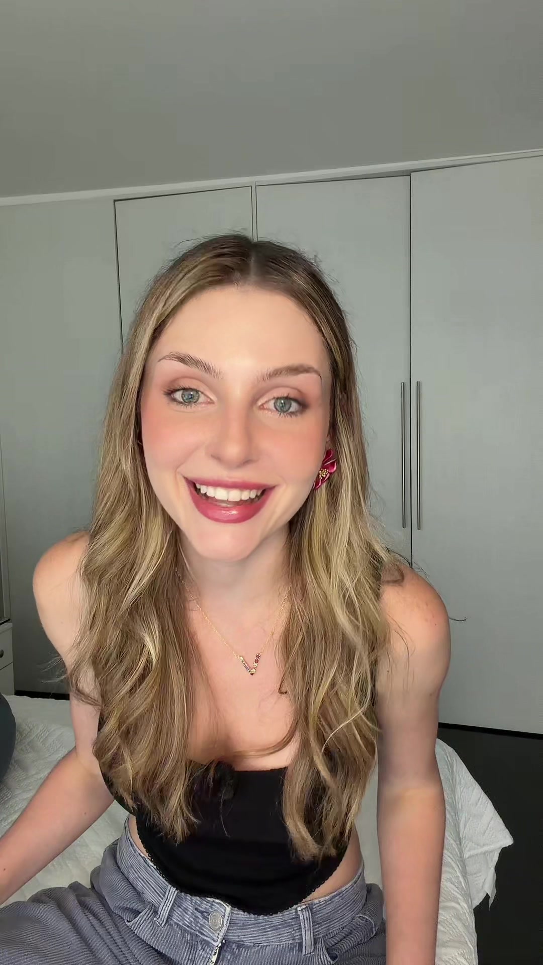 @Vika M