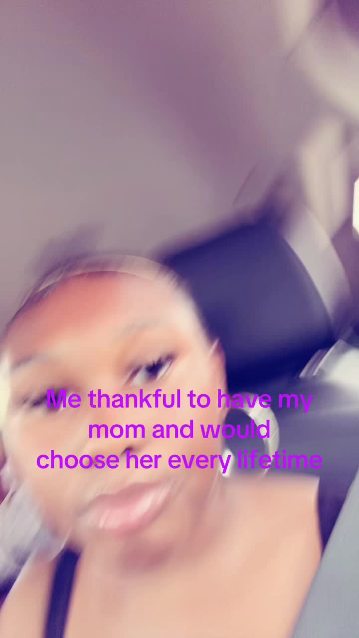 @lifeofyanni