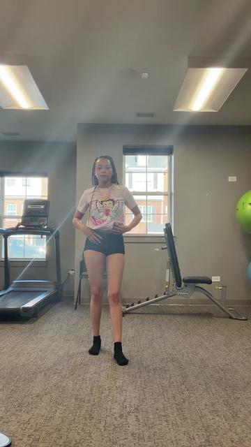 @lovelyybai