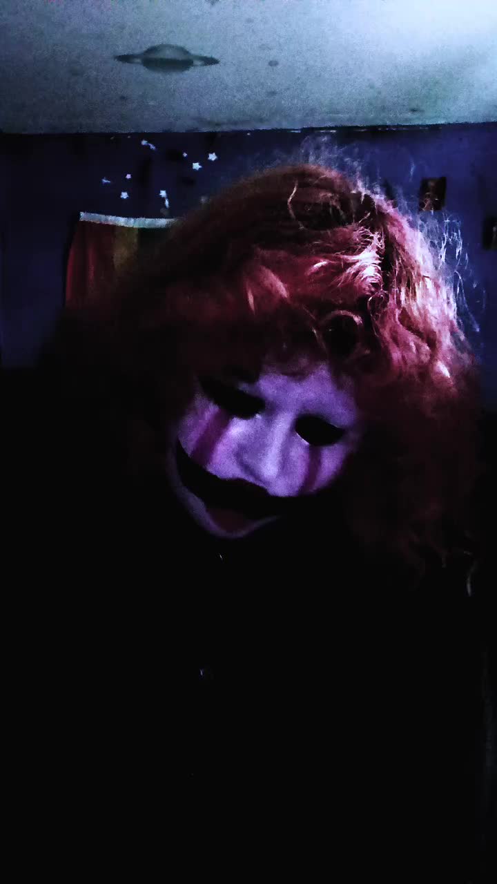 @&times;͜&times;I'ᗰ ᒍᑌՏT ᗩ ᗷᒪOᗷ&times;͜&times;