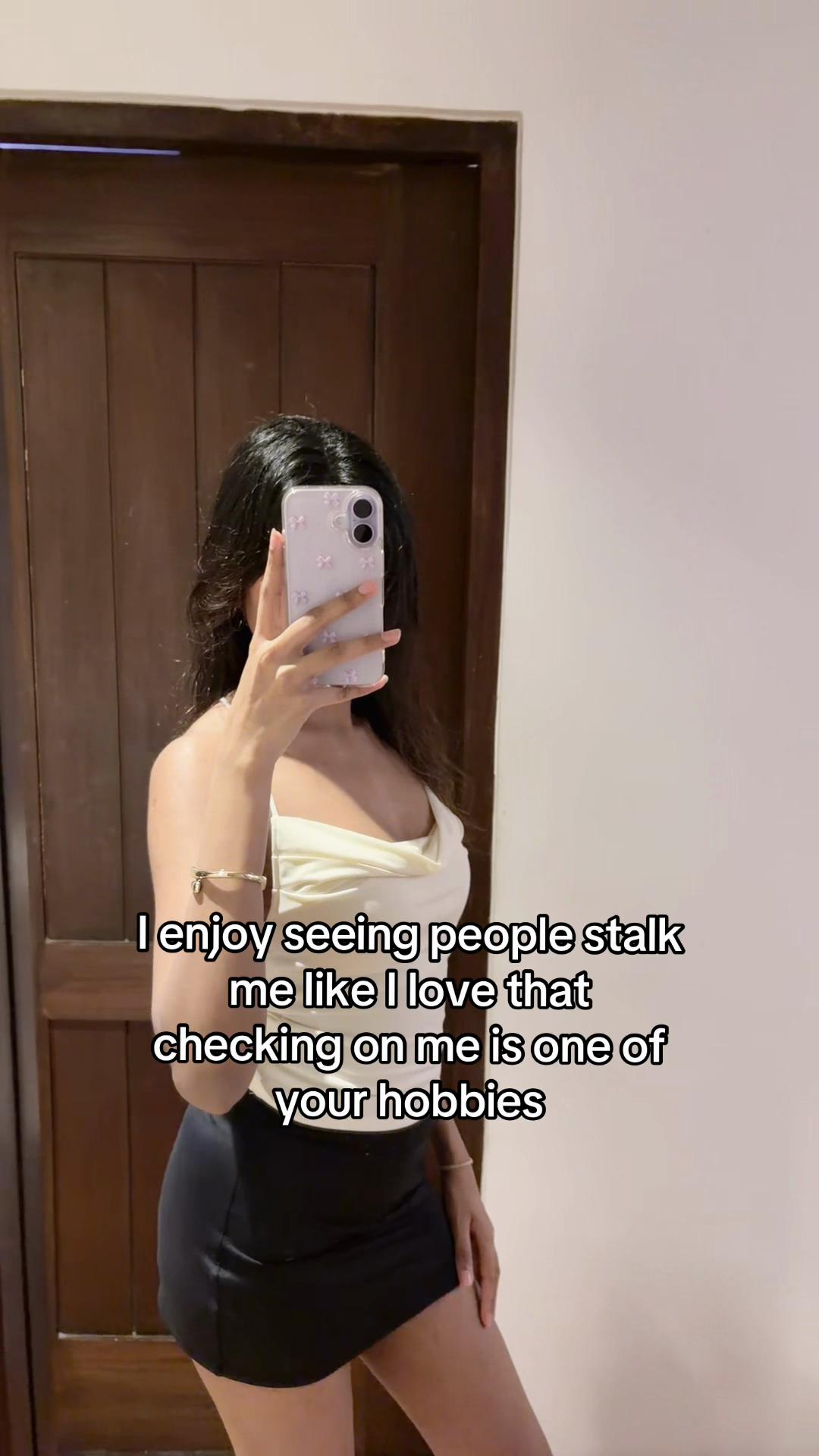@Y💋ྀིྀི