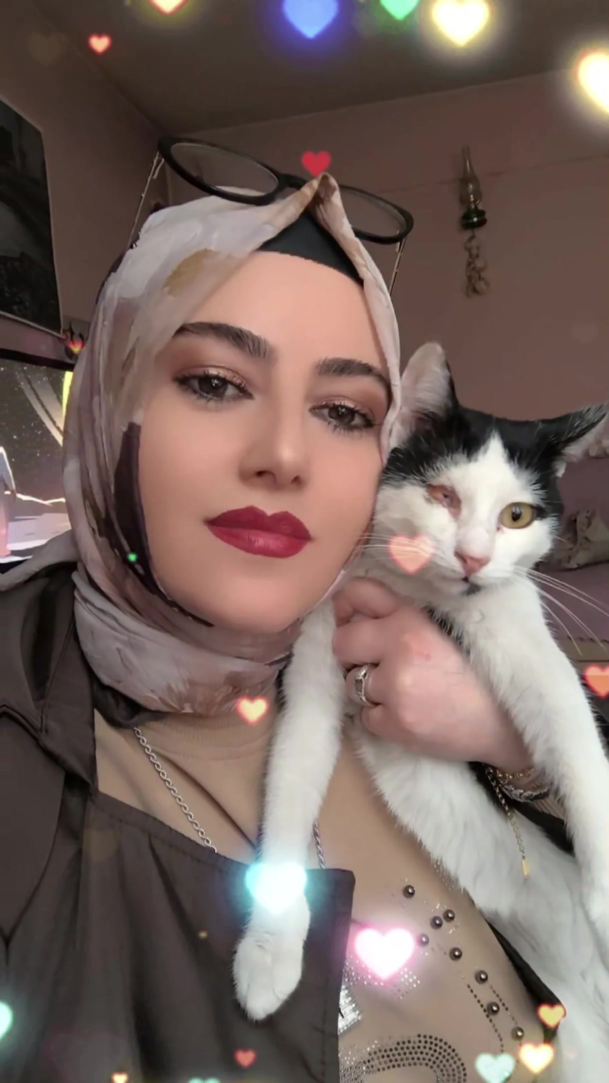 @Derya Bsari37
