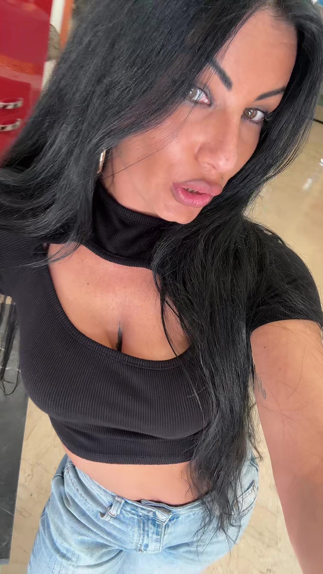 @_Dina_Cardone_