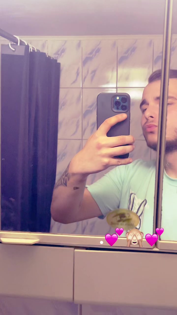 @♛༻༒𝓢𝓽𝓮𝓯𝓪𝓷༒༺♛