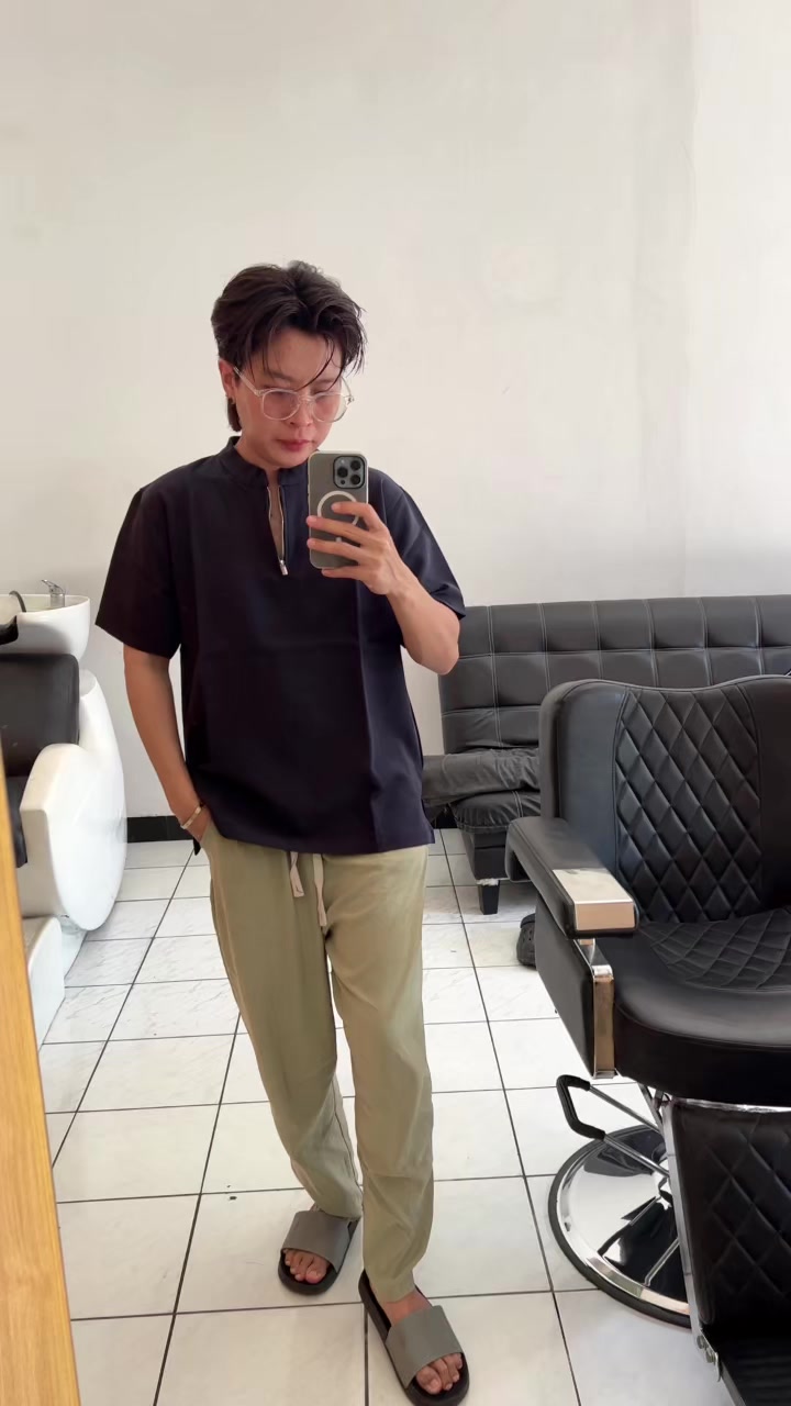 @Tunjuk satu bintang